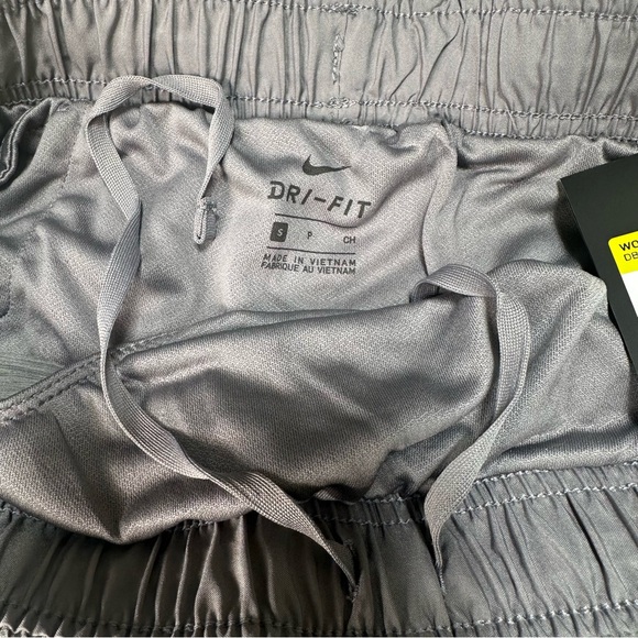 Nike Womens Dry Running Tempo‎ Athletic Shorts DB4487 067 Gray Size Small New - Picture 5 of 9